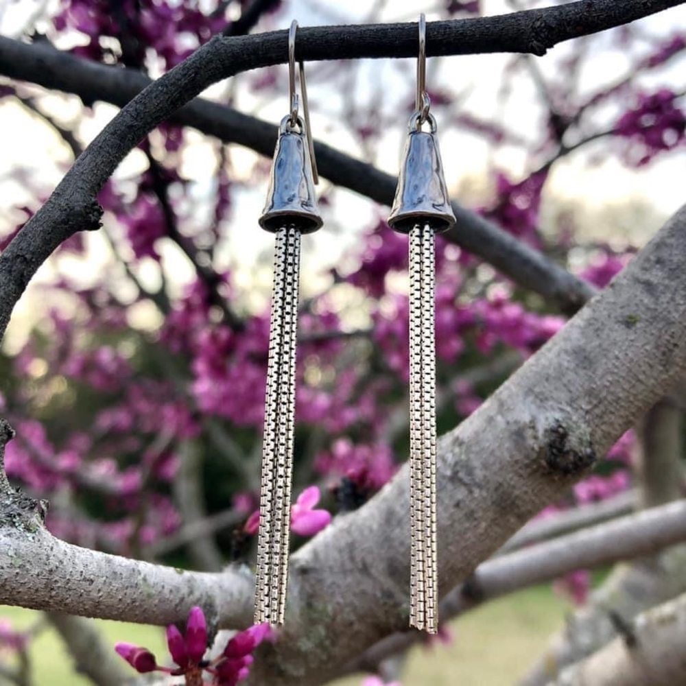 Grace & Heart Go-Go Earrings